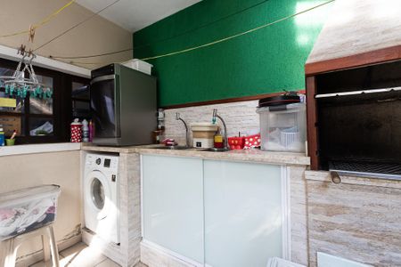 Casa à venda com 86m², 3 quartos e 2 vagasÁrea comum