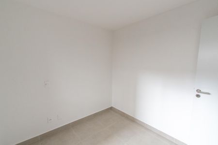 Casa de condomínio à venda com 168m², 3 quartos e 2 vagasQuarto 2