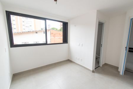 Casa de condomínio à venda com 168m², 3 quartos e 2 vagasSuíte