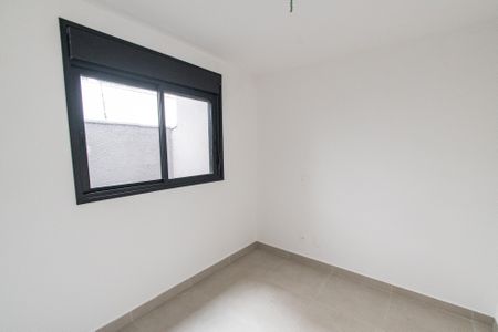 Casa de condomínio à venda com 168m², 3 quartos e 2 vagasQuarto 2