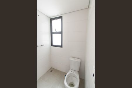 Casa de condomínio à venda com 168m², 3 quartos e 2 vagasBanheiro da suíte