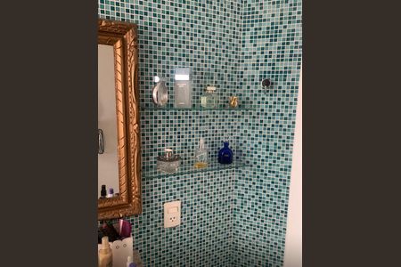 Apartamento à venda com 182m², 4 quartos e 3 vagas