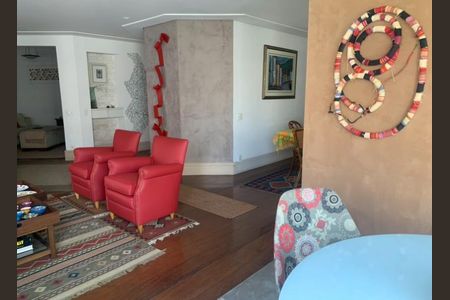 Apartamento à venda com 182m², 4 quartos e 3 vagas