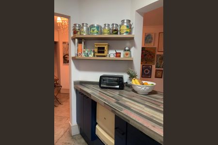 Apartamento à venda com 182m², 4 quartos e 3 vagas