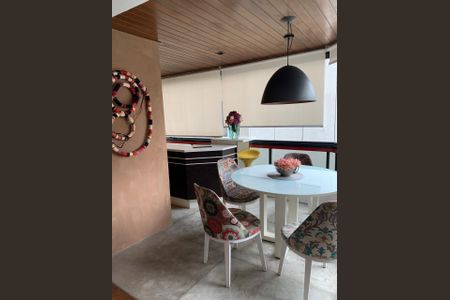 Apartamento à venda com 182m², 4 quartos e 3 vagas