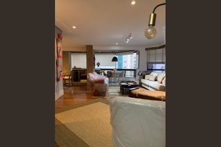 Apartamento à venda com 182m², 4 quartos e 3 vagas