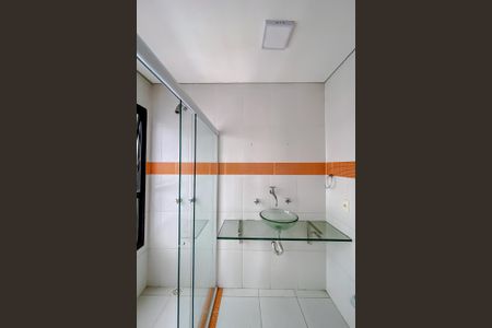 Apartamento à venda com 80m², 2 quartos e 2 vagasBanheiro da Suíte