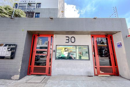 Apartamento à venda com 80m², 2 quartos e 2 vagasFachada