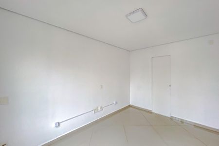 Apartamento à venda com 80m², 2 quartos e 2 vagasSuíte