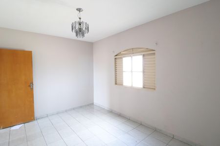 Apartamento para alugar com 99m², 2 quartos e sem vagaQuarto 2