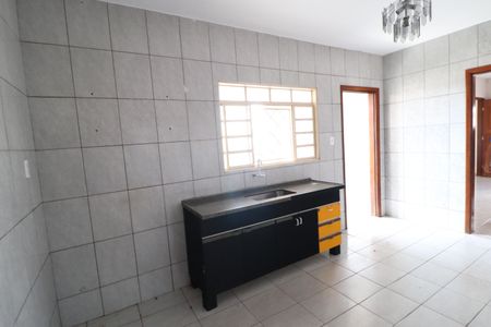 Apartamento para alugar com 99m², 2 quartos e sem vagaCozinha