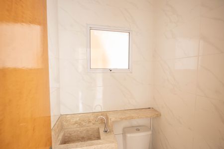 Casa à venda com 70m², 3 quartos e 3 vagas Casa à venda com 70m², 3 quartos e 3 vagasLavabo