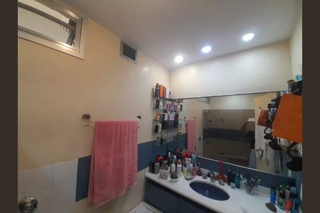 Apartamento à venda com 180m², 3 quartos e 2 vagas