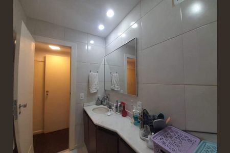 Apartamento à venda com 180m², 3 quartos e 2 vagas