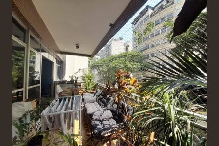 Apartamento à venda com 180m², 3 quartos e 2 vagas