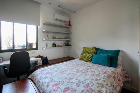 Apartamento à venda com 182m², 4 quartos e 3 vagasSuíte 1