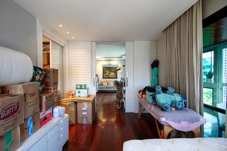 Apartamento à venda com 182m², 4 quartos e 3 vagasQuarto 1