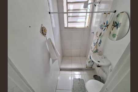 Banheiro  de apartamento à venda com 1 quarto, 44m² em Lapa, Rio de Janeiro