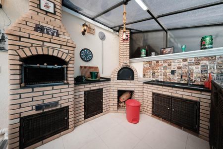 Casa à venda com 100m², 2 quartos e 1 vagaÁrea comum