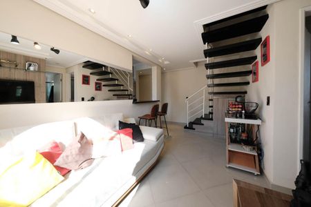 Casa à venda com 100m², 2 quartos e 1 vagaSala