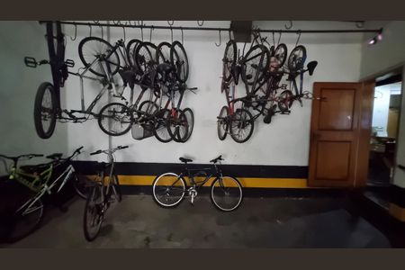 Apartamento para alugar com 80m², 2 quartos e 1 vagaÁrea comum