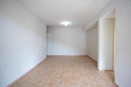 Apartamento para alugar com 80m², 2 quartos e 1 vagaSala