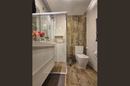 Apartamento à venda com 178m², 3 quartos e 2 vagasBanheiro social