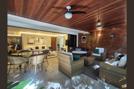 Apartamento à venda com 178m², 3 quartos e 2 vagasVaranda da Sala