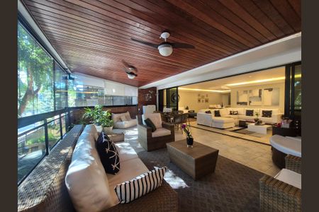 Apartamento à venda com 178m², 3 quartos e 2 vagasVaranda da Sala