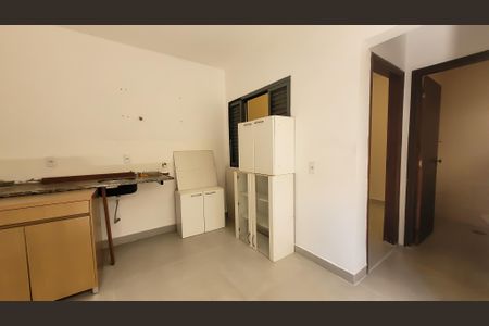 Sala /  Cozinha de kitnet/studio para alugar com 1 quarto, 25m² em Cidade Universitária, Campinas