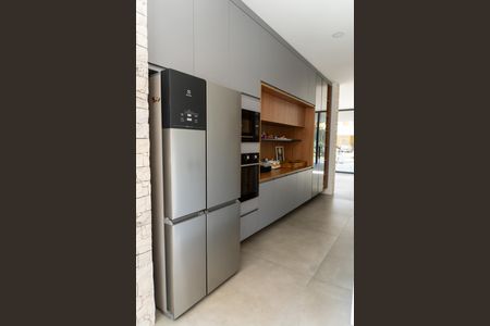 Casa de condomínio para alugar com 535m², 5 quartos e 6 vagasCozinha