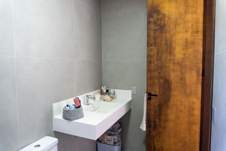 Casa de condomínio para alugar com 535m², 5 quartos e 6 vagasBanheiro - Quarto 3 - Suíte