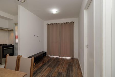 Apartamento à venda com 41m², 2 quartos e 1 vaga Apartamento à venda com 41m², 2 quartos e 1 vagaSala