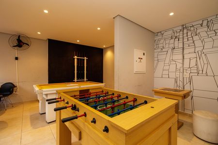 Apartamento à venda com 41m², 2 quartos e 1 vaga Apartamento à venda com 41m², 2 quartos e 1 vagaSalão de jogos