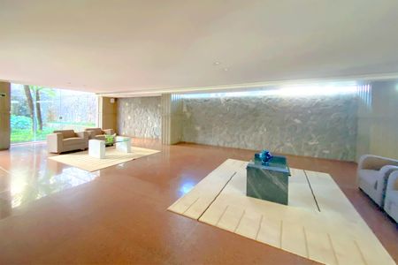 Apartamento à venda com 375m², 4 quartos e 4 vagas Apartamento à venda com 375m², 4 quartos e 4 vagasÁrea comum - Salão