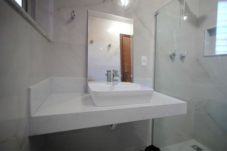 Apartamento à venda com 375m², 4 quartos e 4 vagasBanheiro da Suíte 4