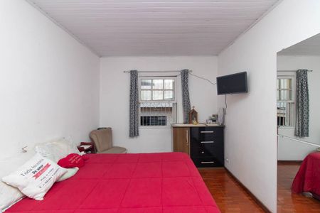 Casa à venda com 240m², 4 quartos e 3 vagas Casa à venda com 240m², 4 quartos e 3 vagasQuarto 2