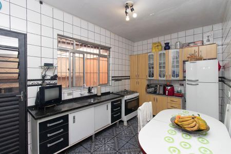 Casa à venda com 240m², 4 quartos e 3 vagas Casa à venda com 240m², 4 quartos e 3 vagasCozinha 1