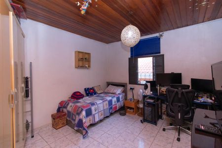 Casa à venda com 240m², 4 quartos e 3 vagas Casa à venda com 240m², 4 quartos e 3 vagasQuarto 3