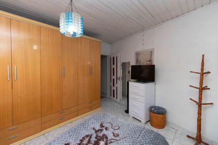 Casa à venda com 240m², 4 quartos e 3 vagas Casa à venda com 240m², 4 quartos e 3 vagasSuíte