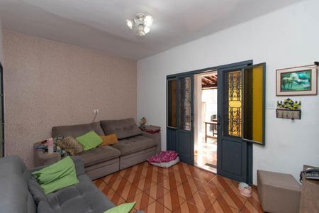 Casa à venda com 240m², 4 quartos e 3 vagas Casa à venda com 240m², 4 quartos e 3 vagasSala 1