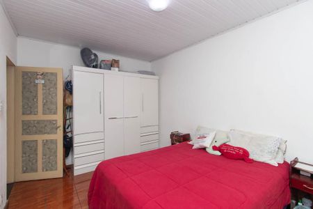 Casa à venda com 240m², 4 quartos e 3 vagas Casa à venda com 240m², 4 quartos e 3 vagasQuarto 2