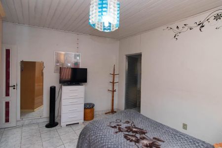 Casa à venda com 240m², 4 quartos e 3 vagas Casa à venda com 240m², 4 quartos e 3 vagasSuíte