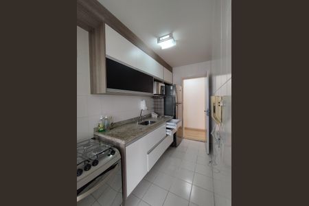 Apartamento à venda com 65m², 2 quartos e 1 vagaCozinha 