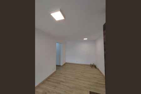 Apartamento à venda com 65m², 2 quartos e 1 vagaSala