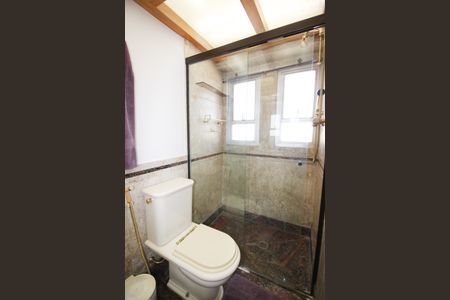 Apartamento à venda com 94m², 2 quartos e 2 vagasBanheiro da Suíte