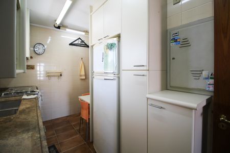 Apartamento à venda com 94m², 2 quartos e 2 vagasCozinha