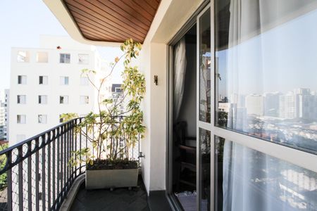 Apartamento à venda com 94m², 2 quartos e 2 vagasVaranda