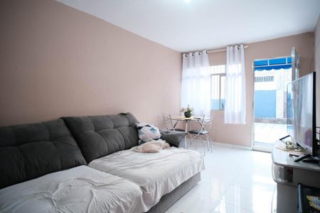 Casa à venda com 179m², 3 quartos e 7 vagasSala