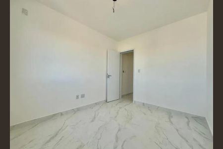 Casa à venda com 110m², 2 quartos e 1 vaga